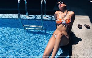 Rishika Kaushal - a hot blogger in bikini